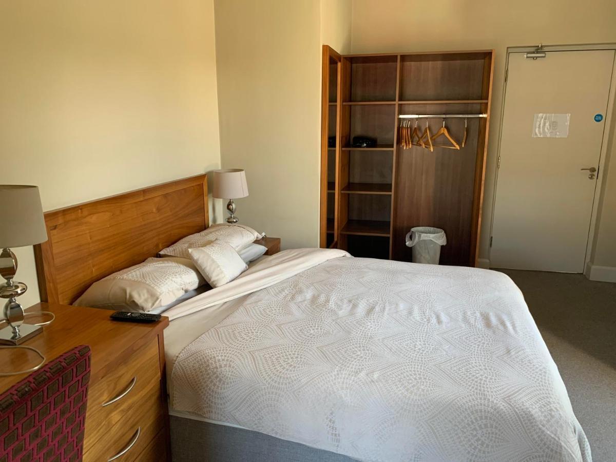 Cuckoos Corner Bed & Breakfast *